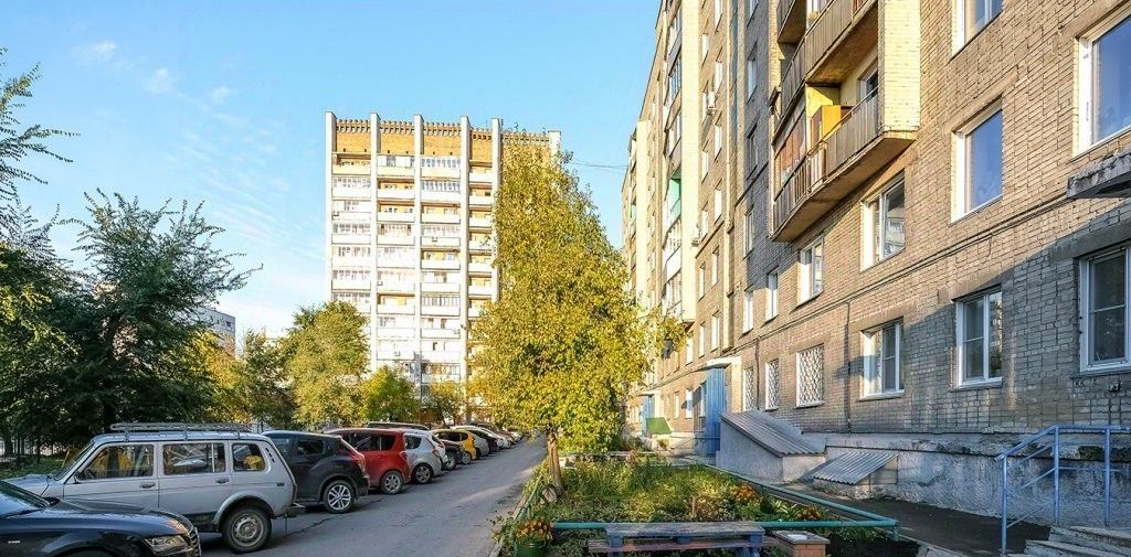 квартира г Новосибирск р-н Железнодорожный ул Челюскинцев 14 фото 15