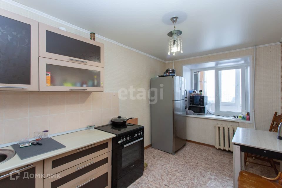 квартира г Тобольск 6-й микрорайон, 3, Тобольский район фото 6