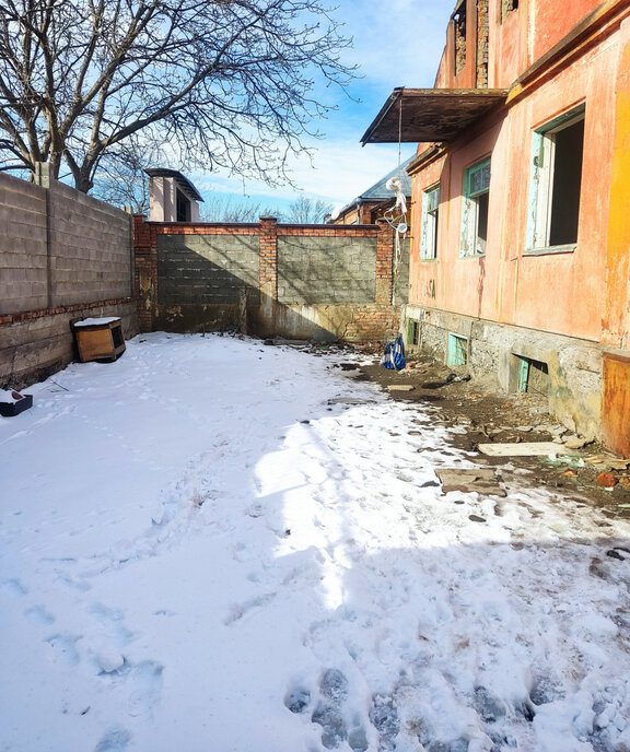 дом р-н Правобережный г Беслан ул Коминтерна 160 фото 1