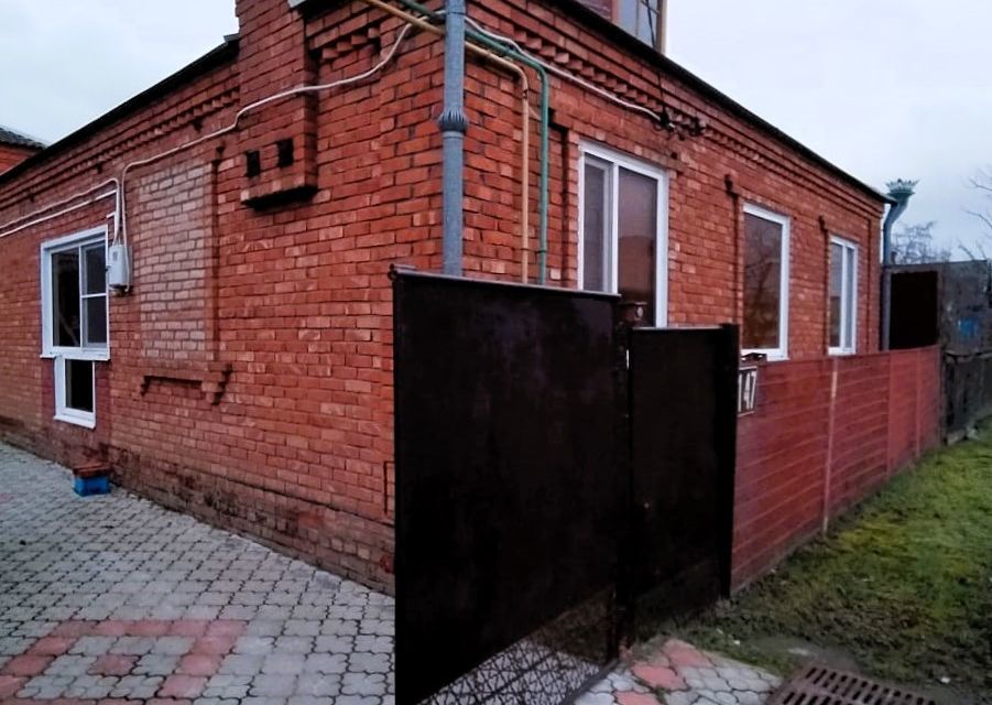 дом р-н Славянский г Славянск-на-Кубани ул Стаханова фото 2