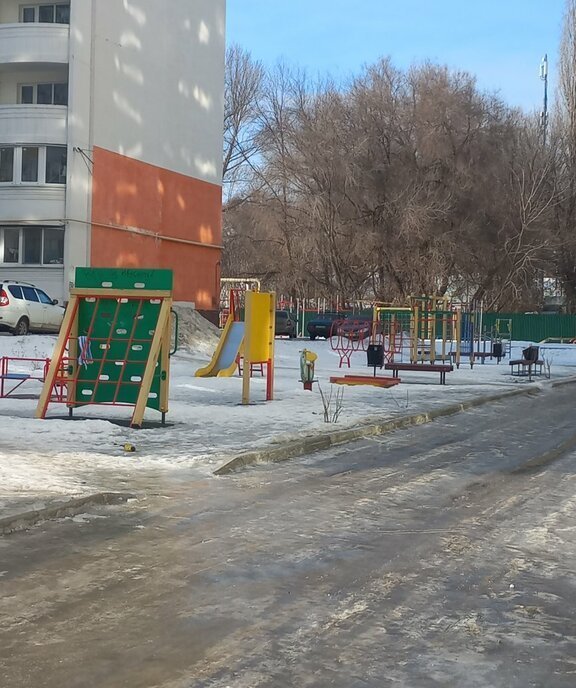 квартира г Саратов проезд 3-й Артезианский фото 12