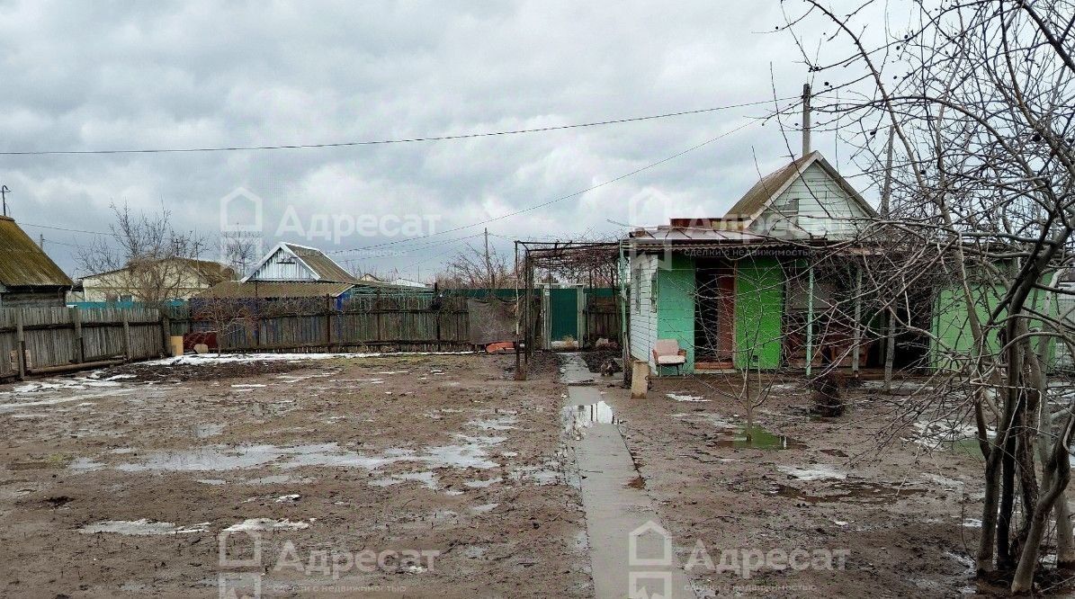 дом г Волжский сад СНТ Цветущий ул Лимонная СНТ фото 4