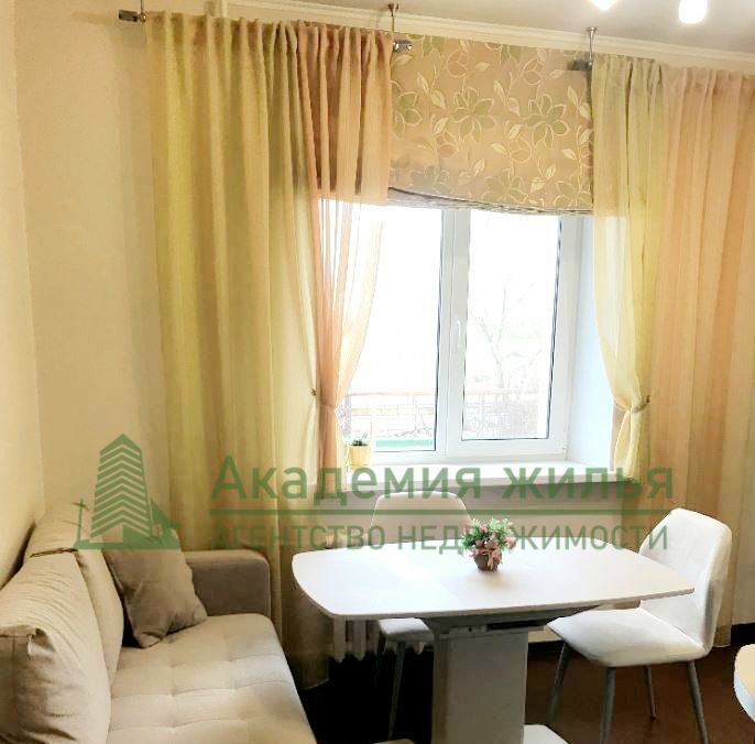 квартира г Энгельс наб им генерал-лейтенанта Рудченко М.М. 14 фото 1