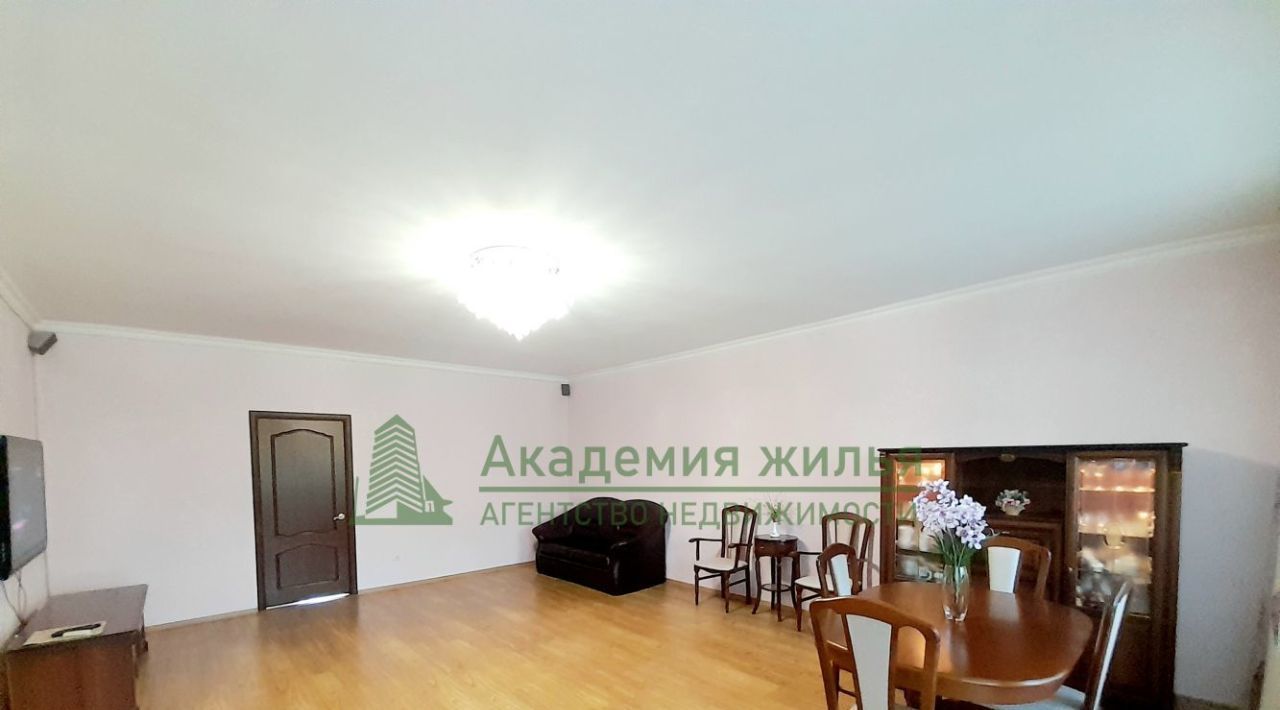 квартира г Энгельс наб им генерал-лейтенанта Рудченко М.М. 14 фото 11