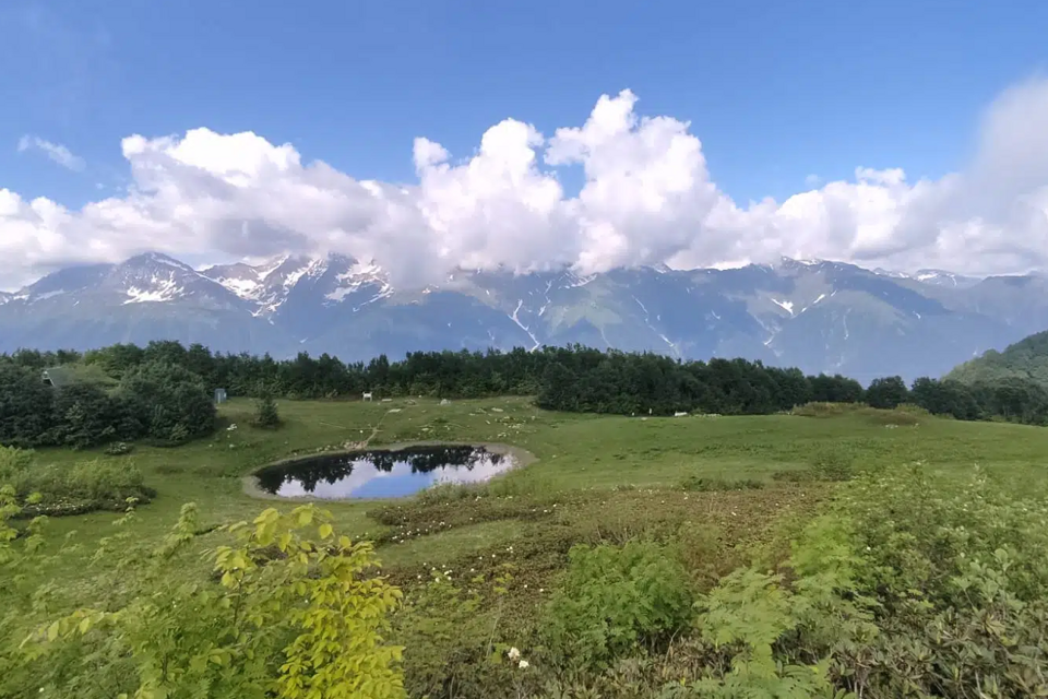 земля г Сочи пгт Красная Поляна городской округ Сочи, Светлая улица фото 1