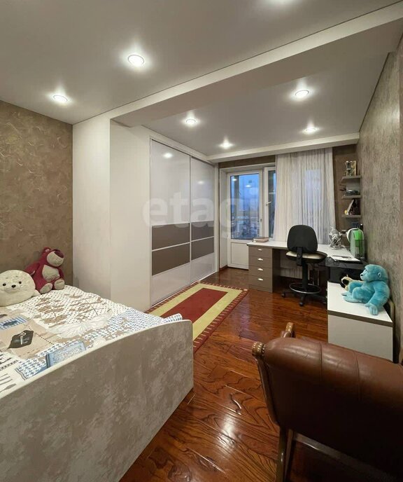 квартира г Екатеринбург Уральская ул Смазчиков 3 фото 3