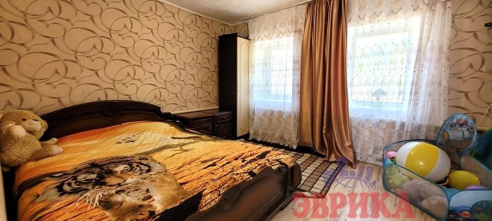дом р-н Крымский г Крымск ул Матросова СОШ № 6 фото 6