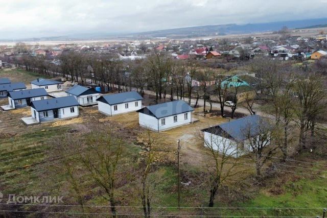 р-н Бахчисарайский с Холмовка ул Парниковая фото