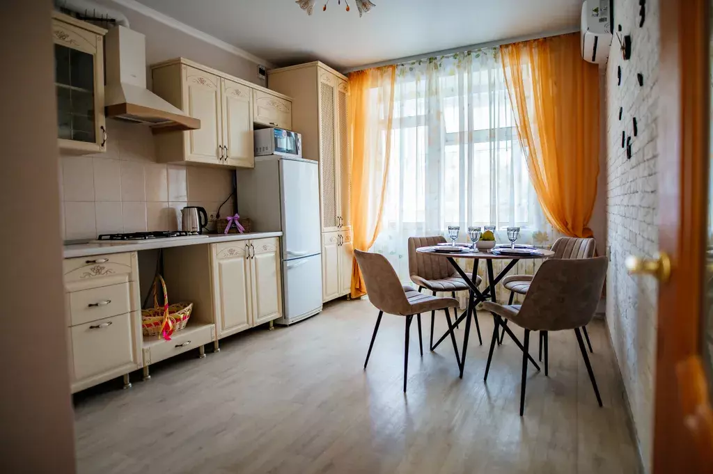 квартира г Ессентуки ул Орджоникидзе 88 к 2 фото 3