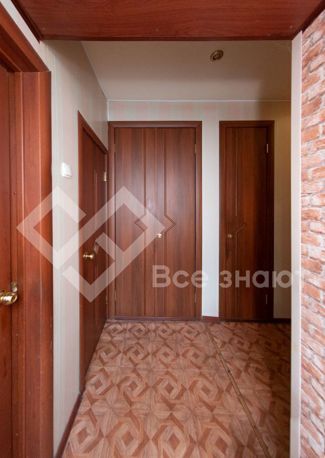 квартира г Челябинск р-н Тракторозаводский пр-кт Ленина 11б фото 17