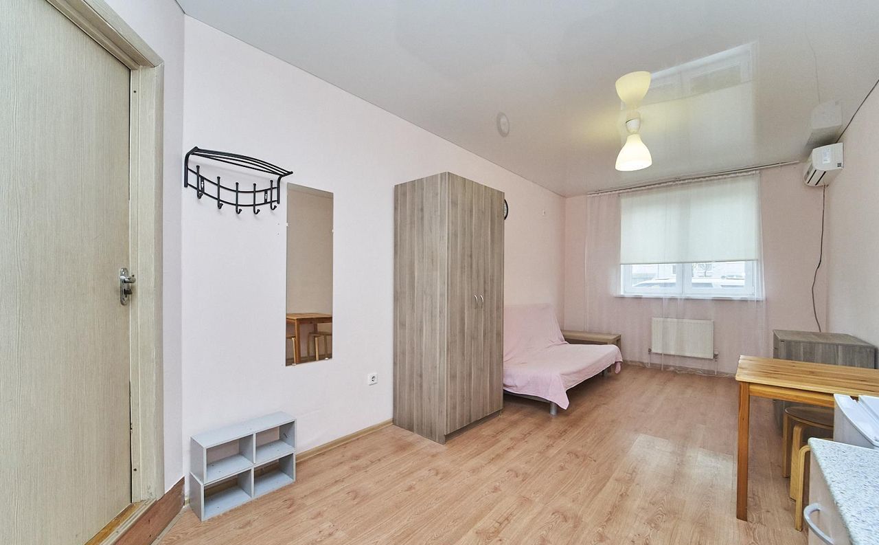 квартира г Краснодар р-н Прикубанский ул им. Симиренко 16 фото 3