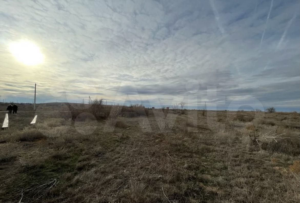 земля р-н Икрянинский с Икряное Р-215, 42-й километр фото 1