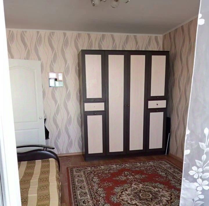 квартира г Саратов р-н Ленинский ул Романтиков 46а фото 1