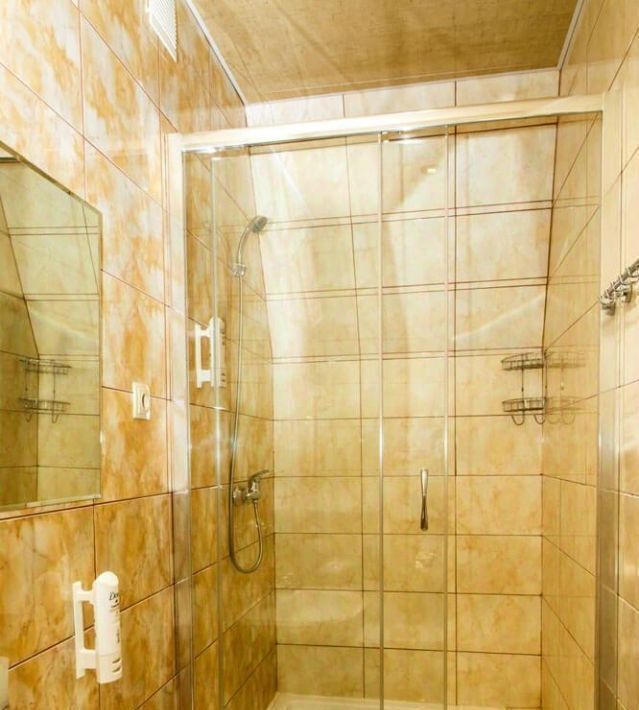 комната г Волгоград р-н Ворошиловский ул Белоглинская 40а фото 4