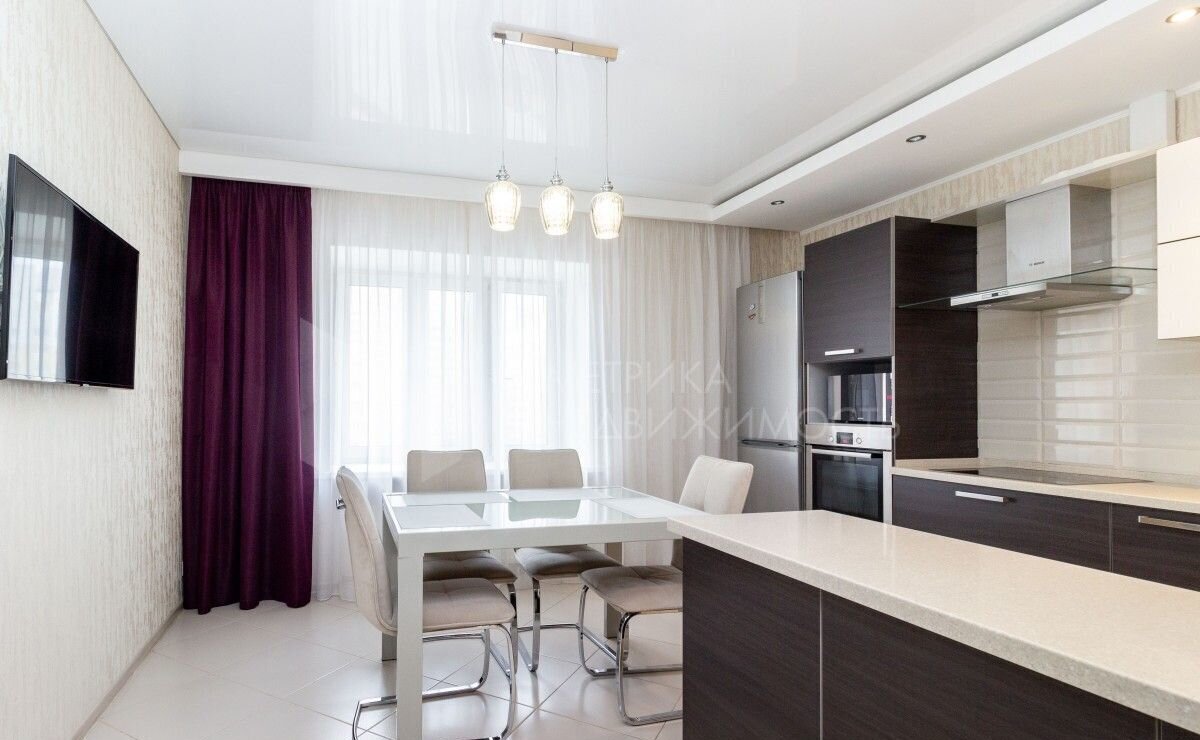 квартира г Тюмень р-н Центральный ул Дружбы 75 фото 1