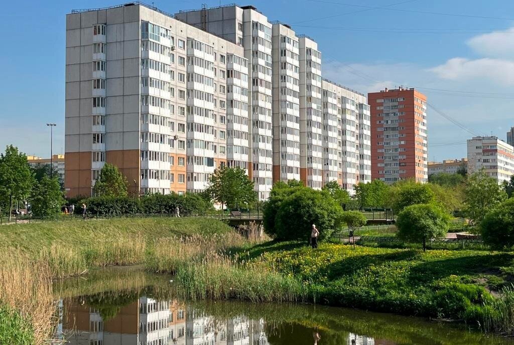 квартира г Санкт-Петербург метро Проспект Ветеранов пр-кт Ленинский 115к/2 фото 1