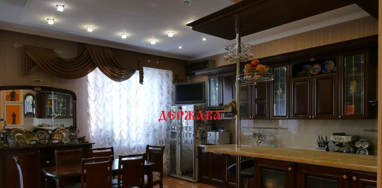 дом г Старый Оскол Дубрава 2 кв-л, 3 фото 9