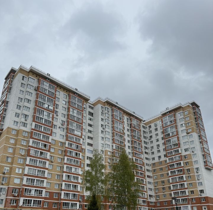 квартира г Ижевск р-н Октябрьский ул Якшур-Бодьинский тракт 7 фото 1