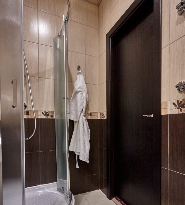 комната г Саратов р-н Фрунзенский ул Железнодорожная 72 фото 12