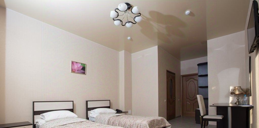 комната г Саратов р-н Кировский ул. Имени В. Г. Рахова, 240 фото 6