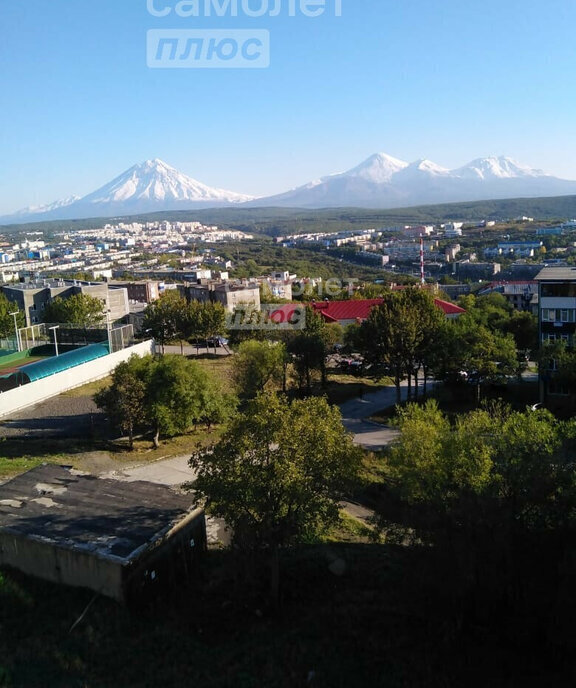 квартира г Петропавловск-Камчатский ул Автомобилистов 53 фото 1