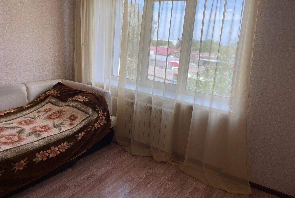 квартира г Тольятти р-н Центральный ул Победы 12 фото 4
