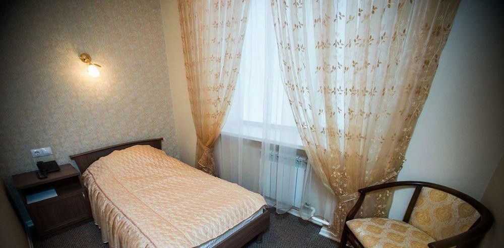 комната г Тюмень р-н Центральный ул Дружбы 126 фото 1