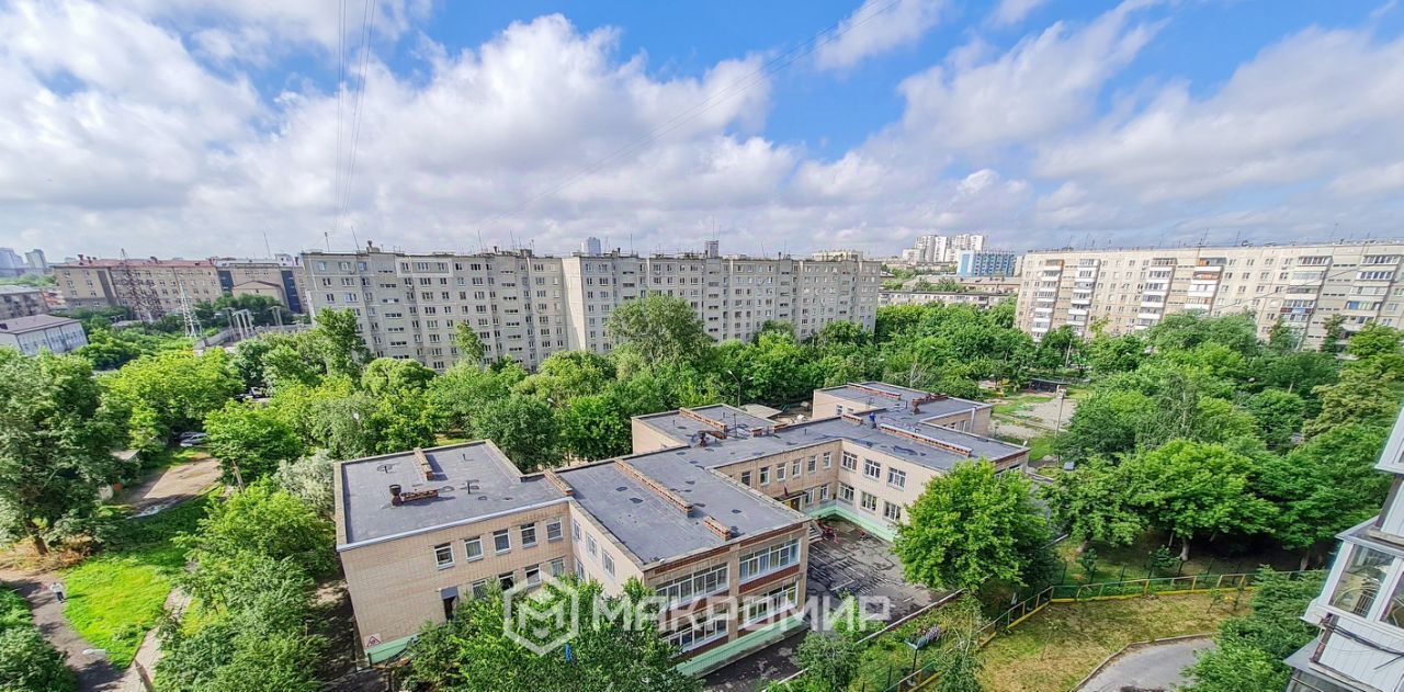 Продам трехкомнатную вторичку на улице Российской 63а в Центральном районе  в городе Челябинске 56.0 м² этаж 4/9 5500000 руб база Олан ру объявление  124204294