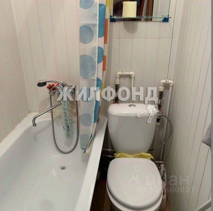 комната г Новосибирск р-н Кировский ул Комсомольская 25 фото 5