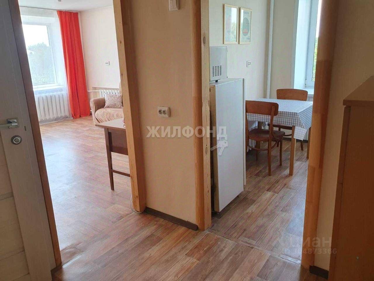 квартира г Новосибирск р-н Калининский ул Учительская 48 фото 3