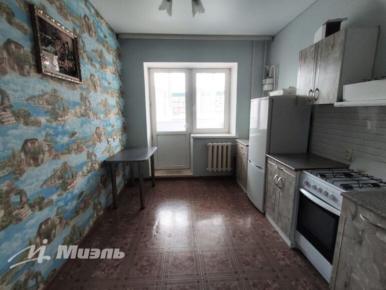 квартира г Орел р-н Заводской б-р Молодежи 20 фото 2