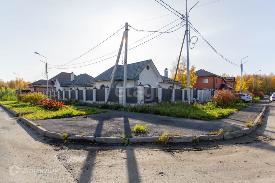 дом г Тобольск микрорайон Защитино, городской округ Тобольск фото 4