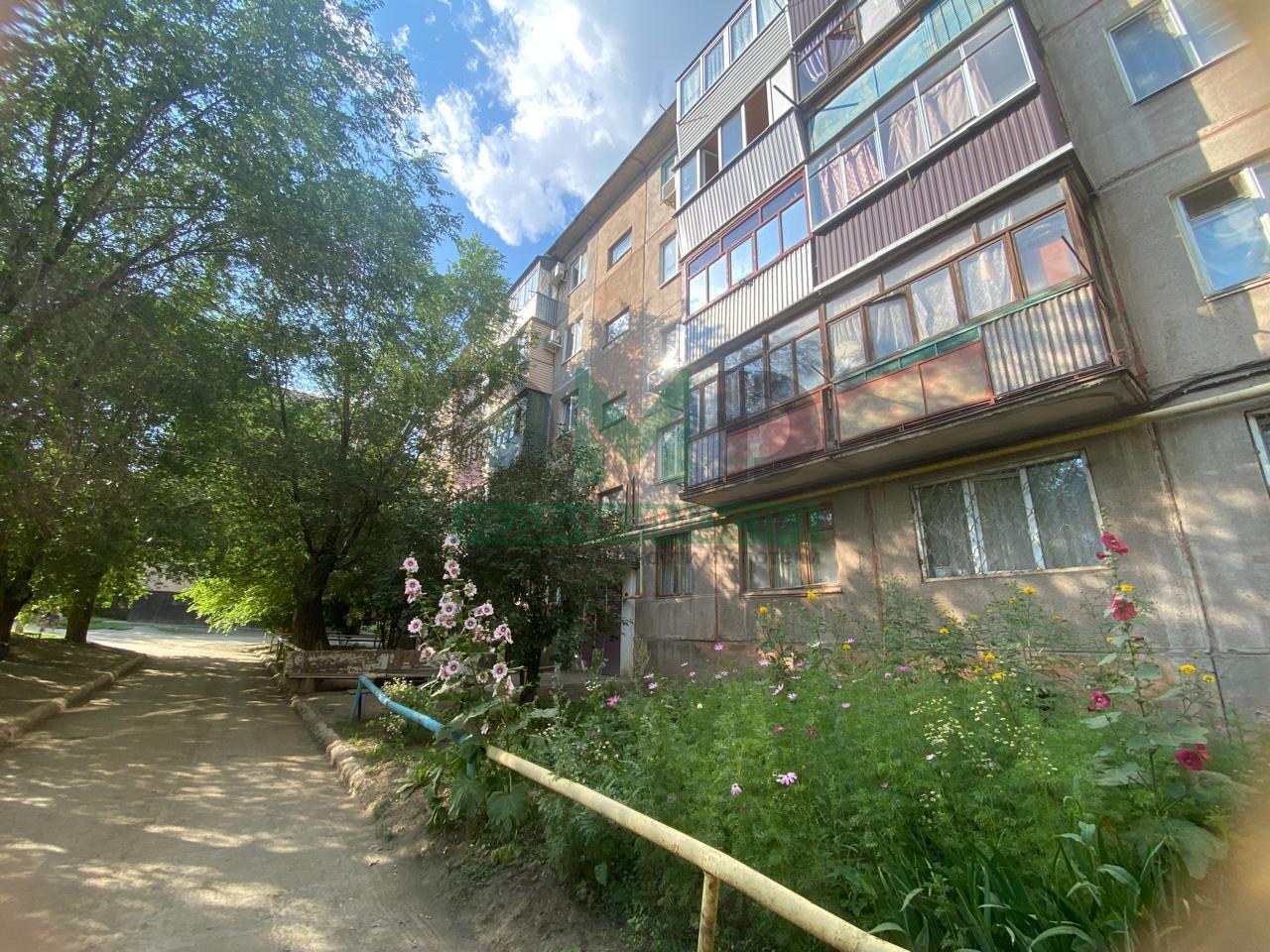 квартира г Орск р-н Октябрьский ул Добровольского 27 фото 1