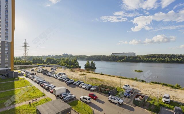 метро Комендантский Проспект округ Коломяги фото