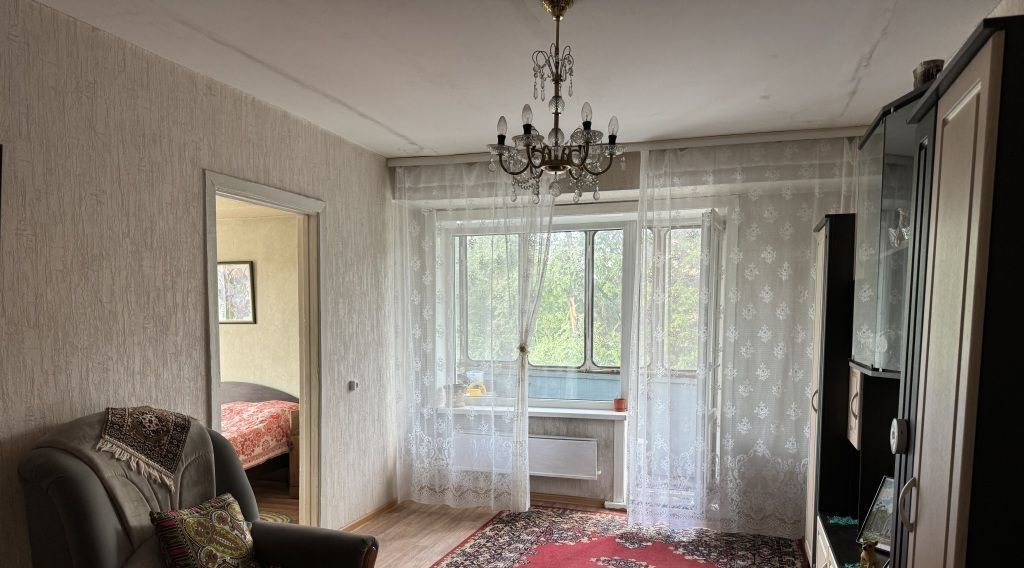 квартира г Новокузнецк р-н Центральный ул Кирова 58 фото 1