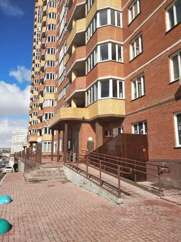 р-н Октябрьский дом 35 Новосибирск, городской округ Новосибирск, Октябрьский район, Жилой комплекс «Молодёжный», улица Михаила Кулагина фото