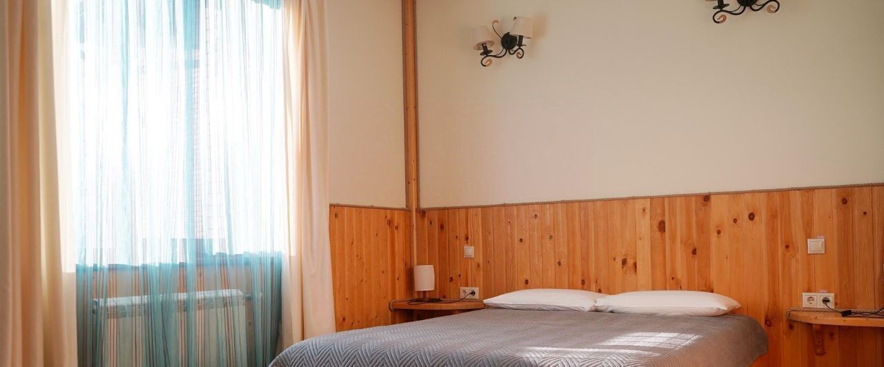 комната г Саратов р-н Октябрьский ул. Имени В. Г. Рахова, 36Д фото 2
