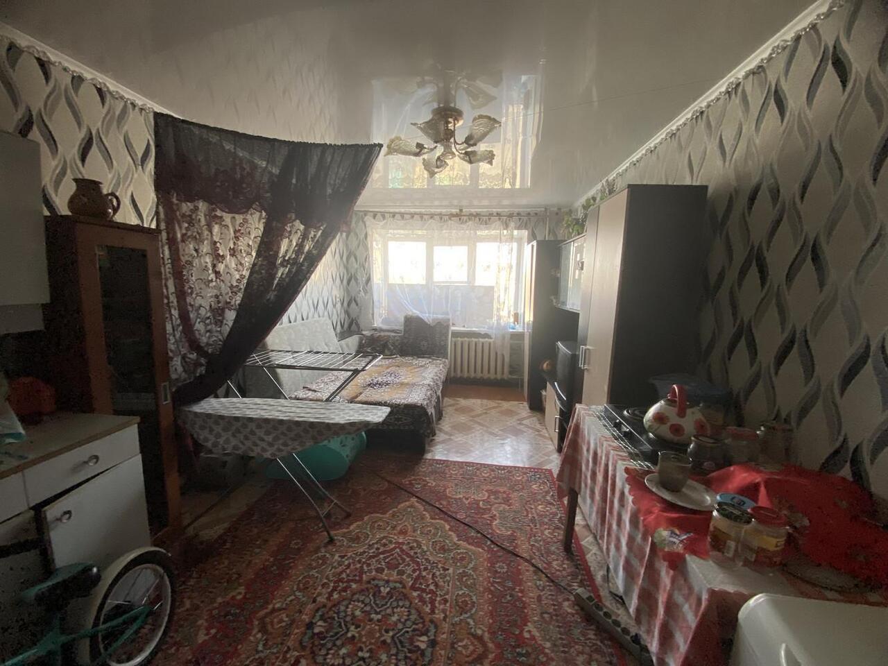 комната г Орск р-н Октябрьский ул Кутузова 39 фото 2