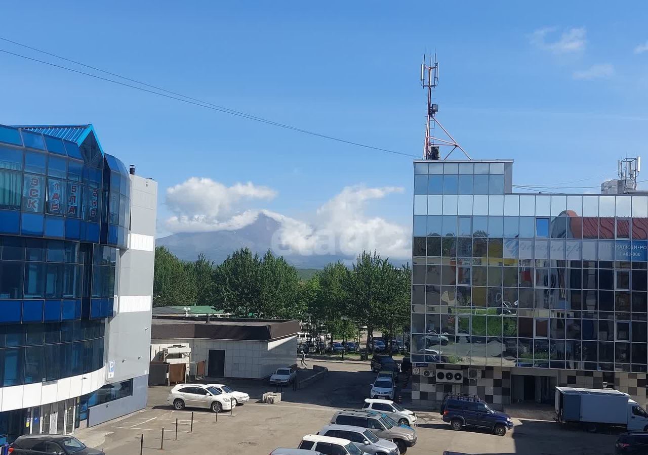 квартира г Петропавловск-Камчатский пр-кт 50 лет Октября 14 фото 8