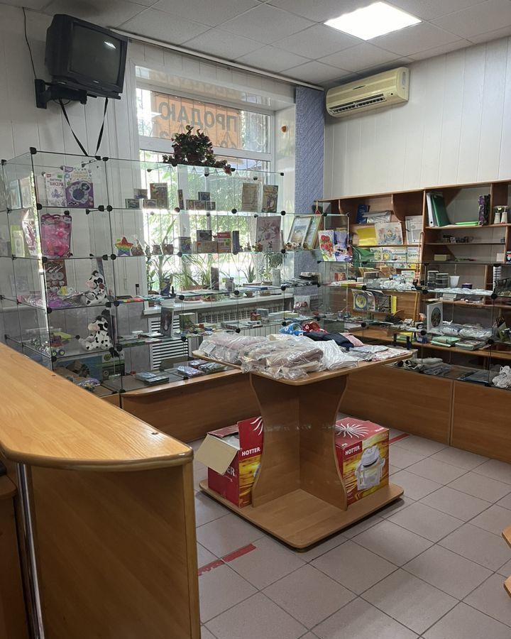 торговое помещение г Астрахань р-н Трусовский ул Николая Ветошникова 62 фото 4