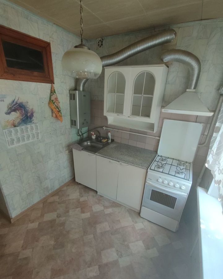 квартира г Астрахань р-н Советский ул Космонавтов 10 фото 3