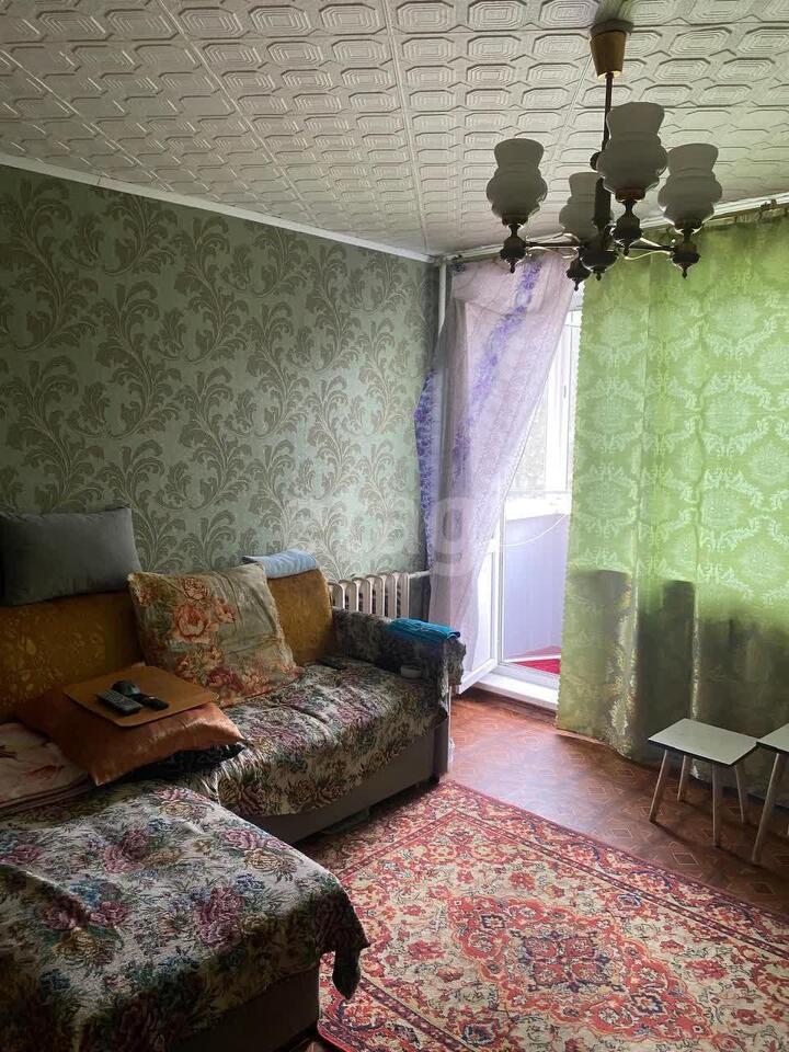 квартира г Нижний Тагил р-н Ленинский Ulitsa Krasnoarmeyskaya, 111, Nizhny Tagil, Sverdlovskaya oblast, Russia, 622002 фото 1