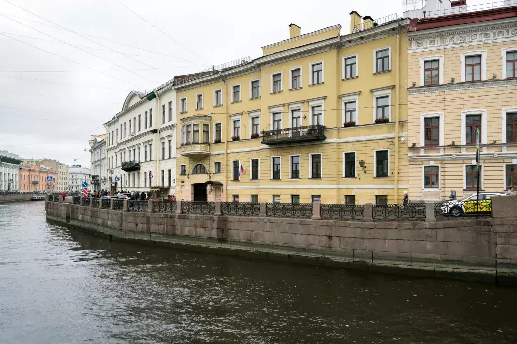 квартира г Санкт-Петербург метро Адмиралтейская наб Реки Мойки 18 Ленинградская область фото 46