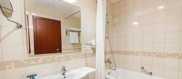 комната г Казань метро Площадь Тукая ул Петербургская 11 фото 5