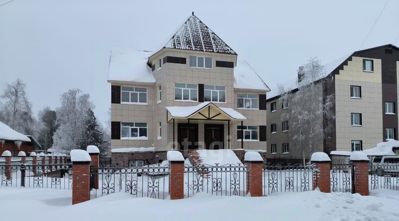 дом р-н Пуровский г Тарко-Сале ул Геологов 14 фото 1