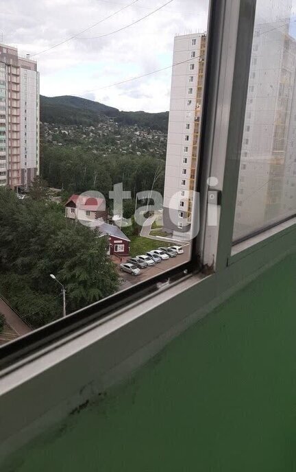 квартира г Красноярск р-н Октябрьский ул Сады 2к фото 5