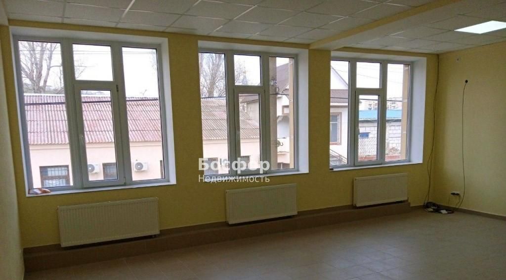 офис г Феодосия ул Октябрьская 4 фото 1