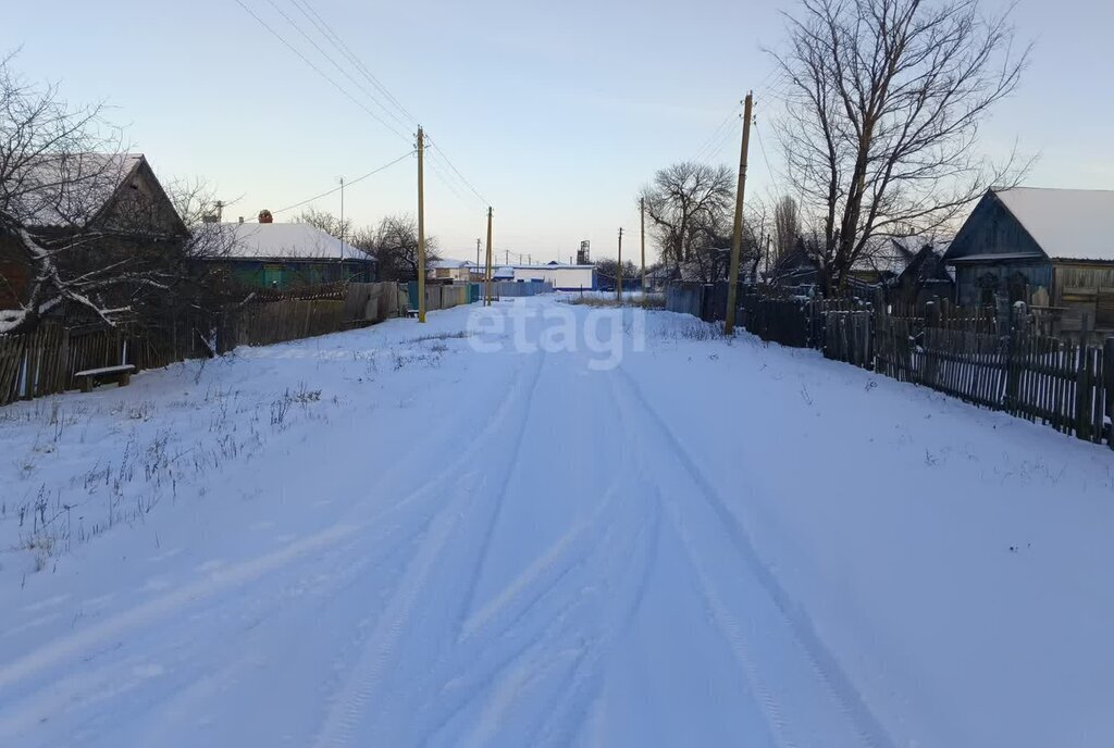 дом р-н Балашовский с Родничок ул Комсомольская Родничковское сельское поселение фото 7