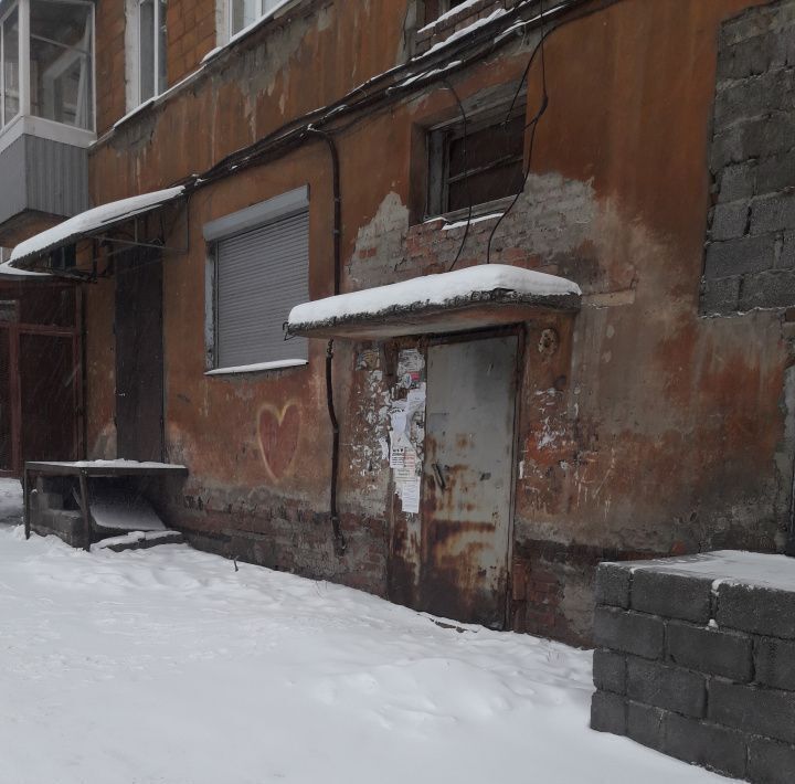комната г Нижний Тагил р-н Тагилстроевский ул Металлургов 46 фото 12