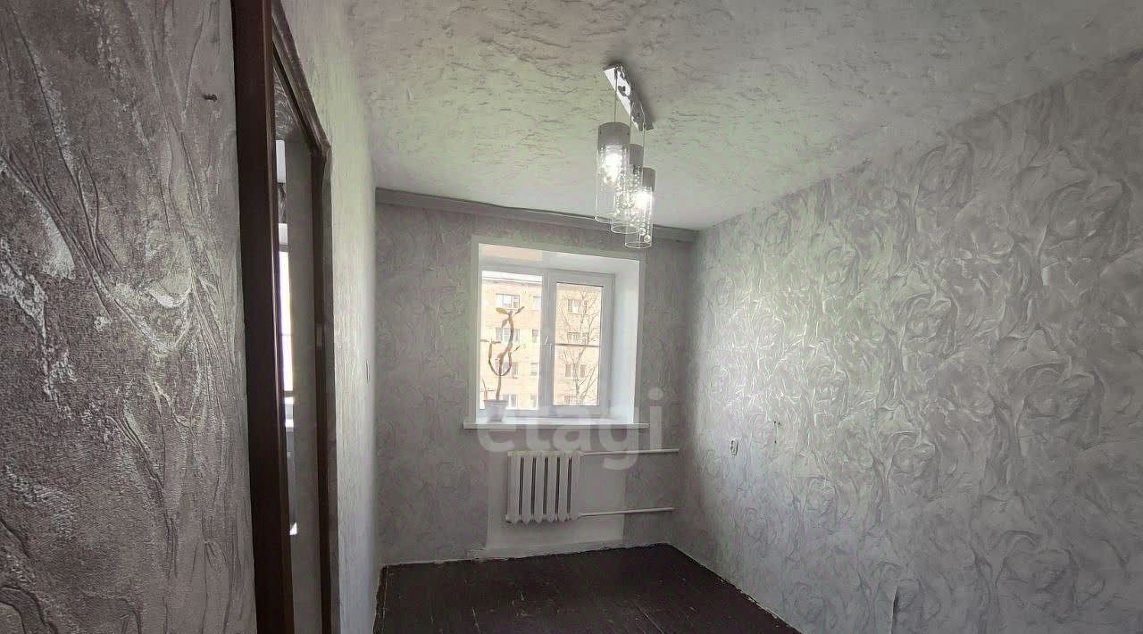квартира г Коряжма ул имени Дыбцына 14к/1 фото 1